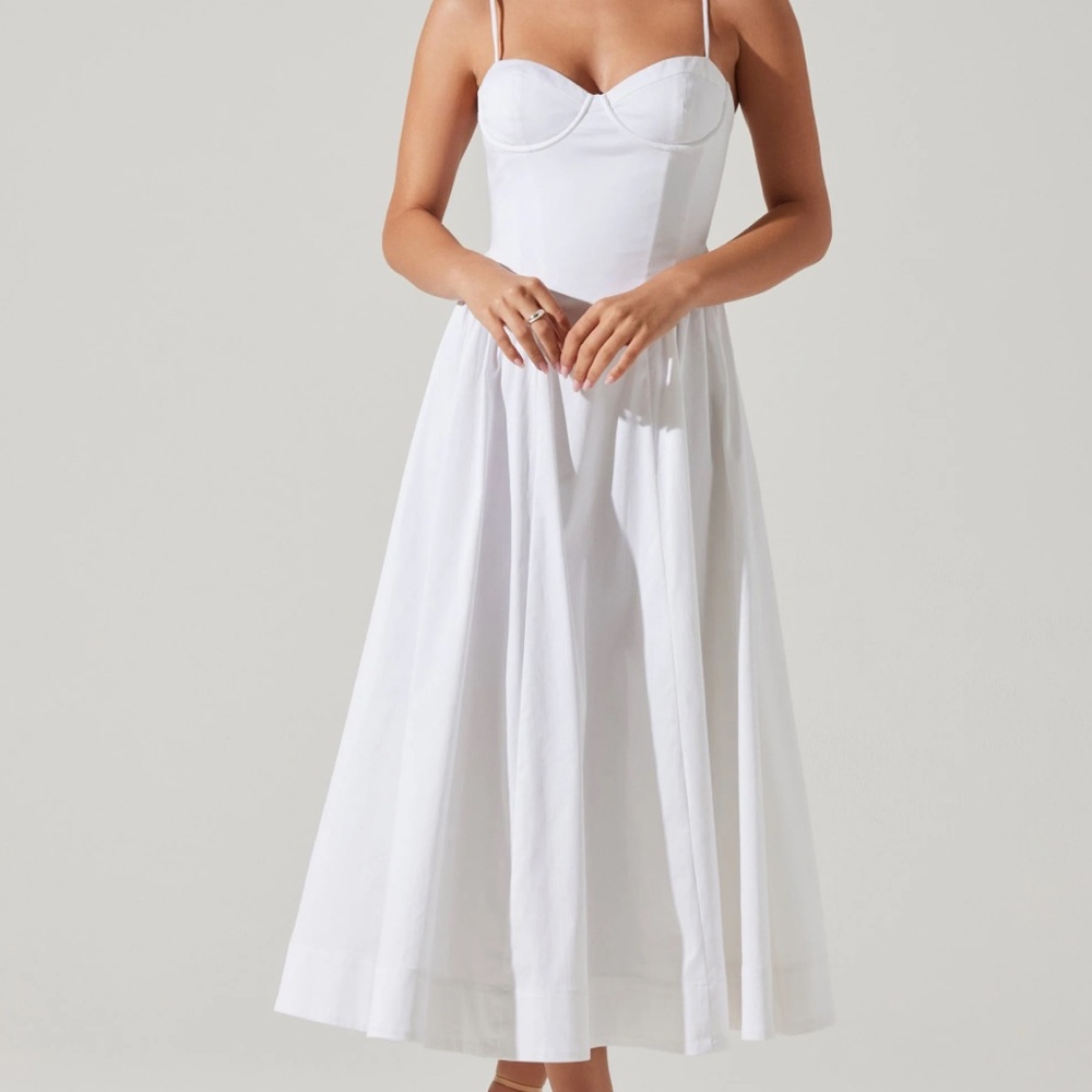 ASTR THE LABEL Bellamy Bustier Midi Dress White